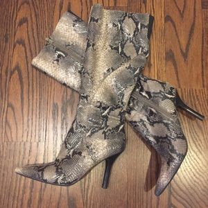 Nine West faux snake skin side zip boots. Size 7